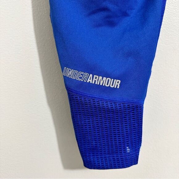 Under Armour royal blue capri leggings.  Size SP - Picture 3 of 8